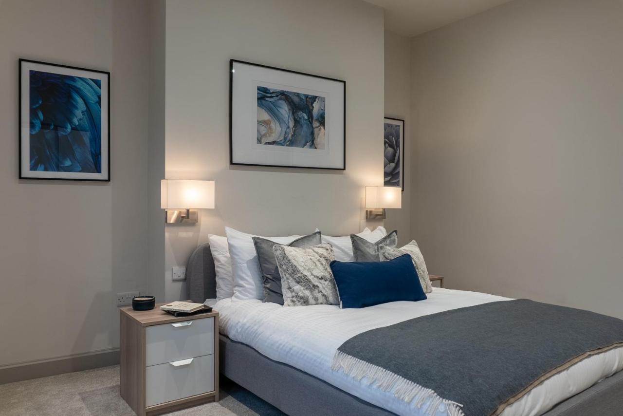 Spring Mount Huge Luxury Full Apartment- Harrogate Centre-Two Extremely Comfy Kingsize Bedrooms-Fully Equipped Modern Kitchen-Cosy Living Room With Huge Tv Exteriér fotografie