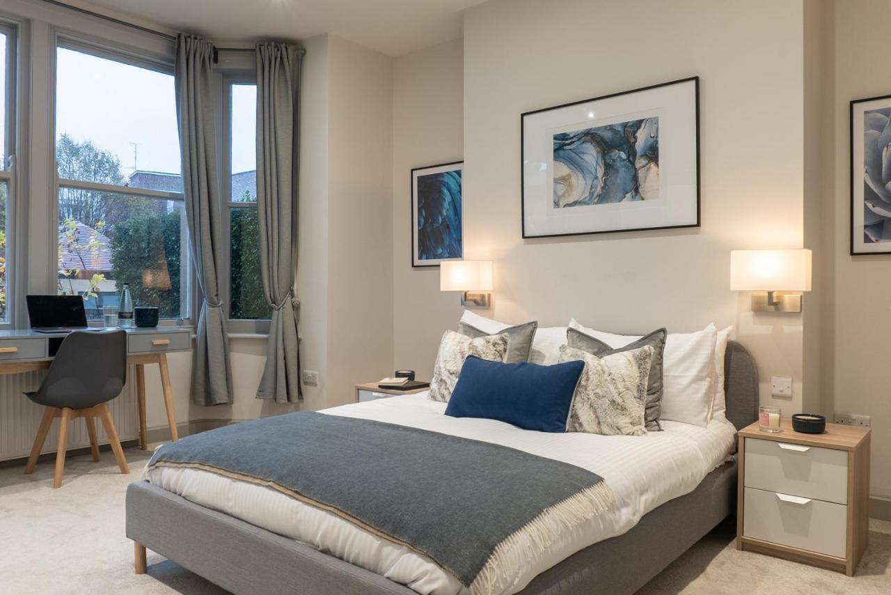 Spring Mount Huge Luxury Full Apartment- Harrogate Centre-Two Extremely Comfy Kingsize Bedrooms-Fully Equipped Modern Kitchen-Cosy Living Room With Huge Tv Exteriér fotografie